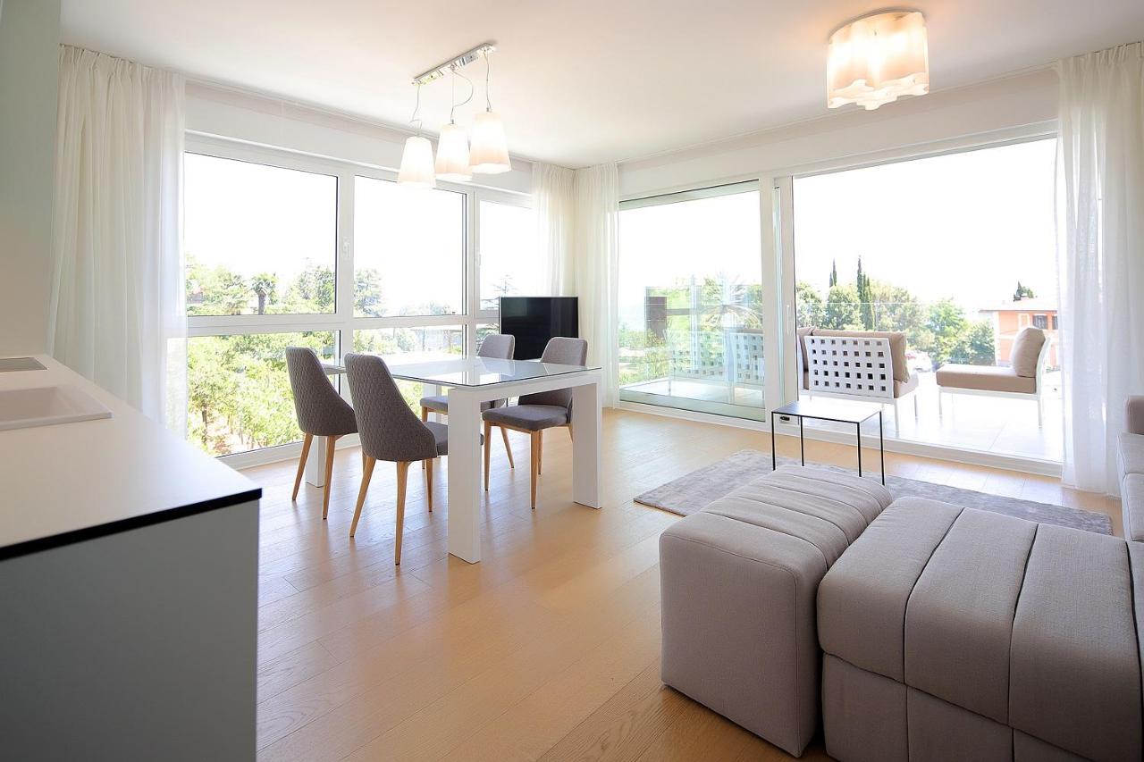 New Apartment With Swimming Pool Near The Beach Icici Bagian luar foto