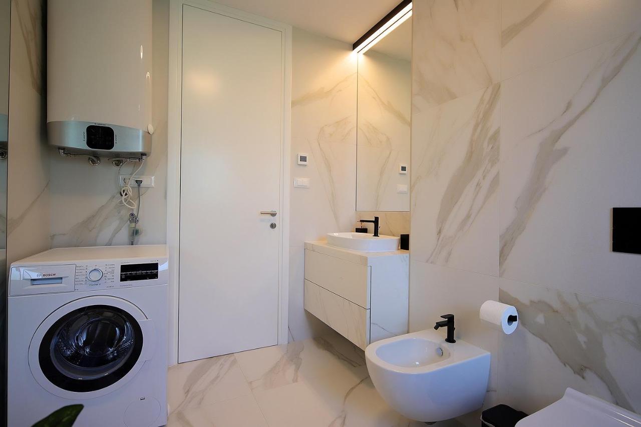 New Apartment With Swimming Pool Near The Beach Icici Bagian luar foto