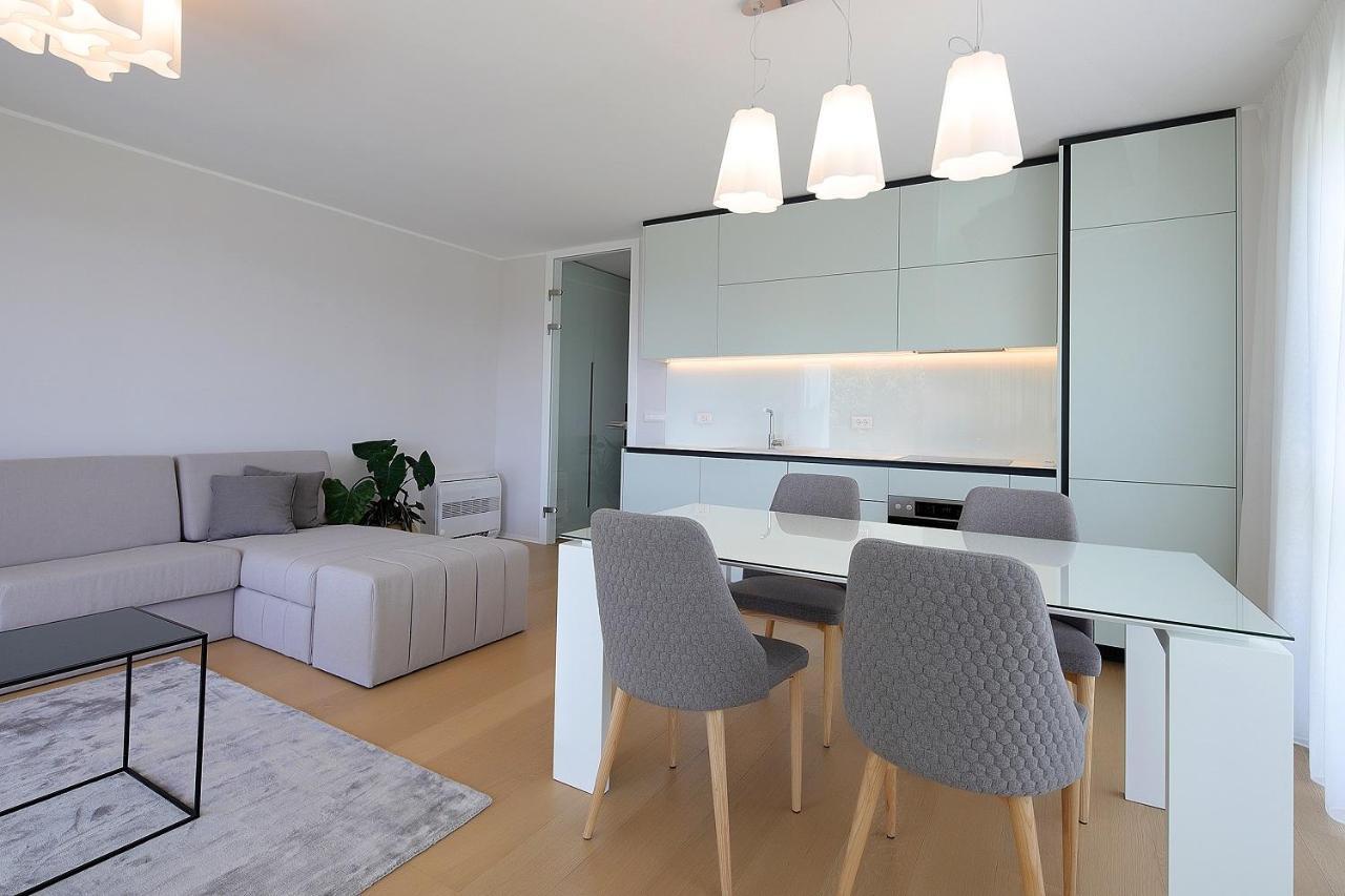 New Apartment With Swimming Pool Near The Beach Icici Bagian luar foto