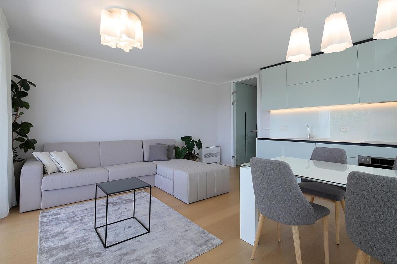 New Apartment With Swimming Pool Near The Beach Icici Bagian luar foto