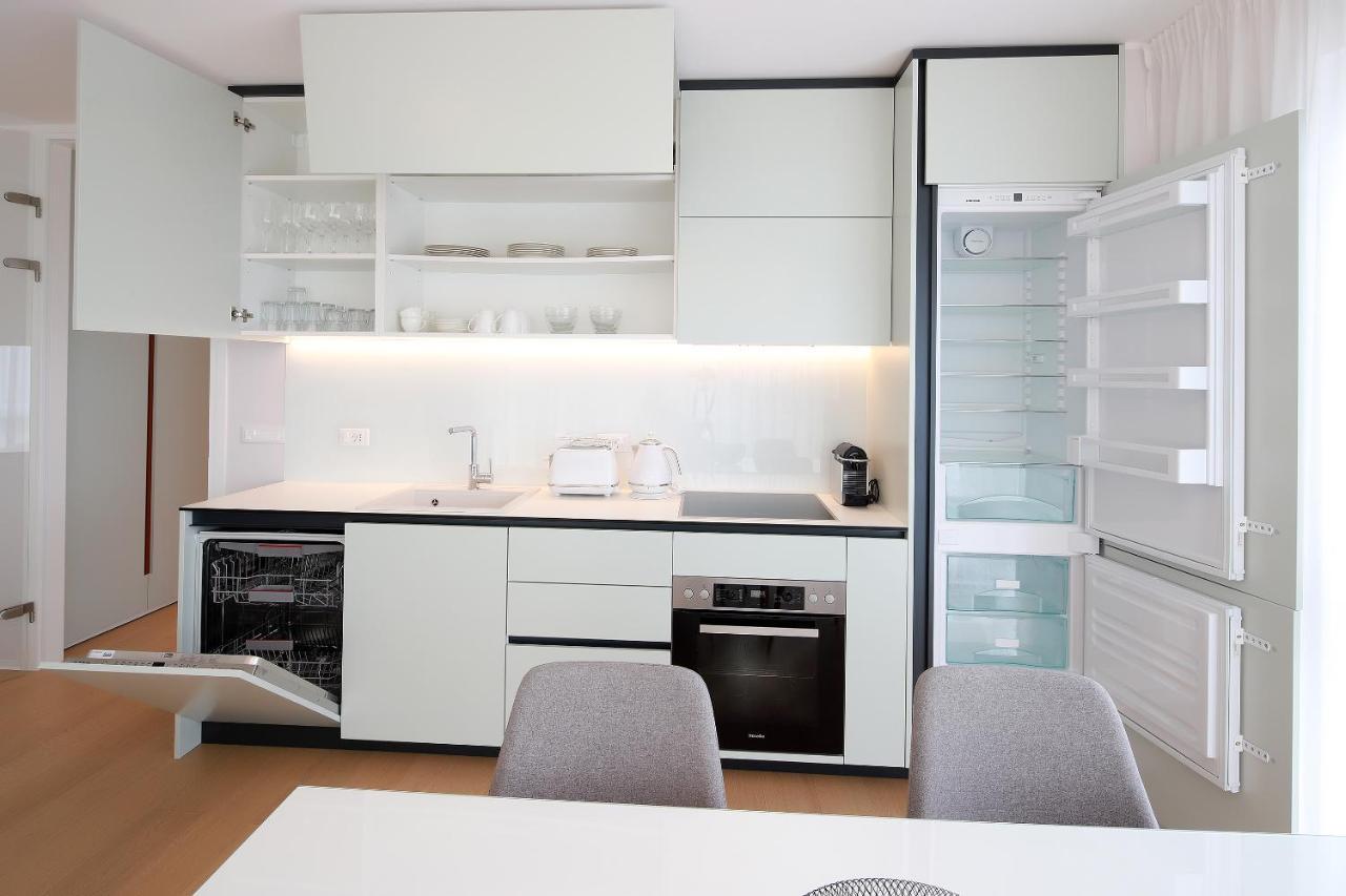 New Apartment With Swimming Pool Near The Beach Icici Bagian luar foto