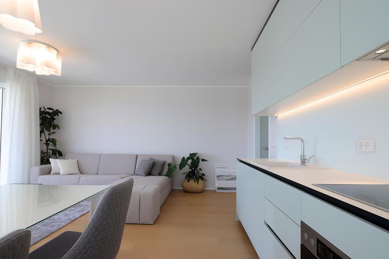 New Apartment With Swimming Pool Near The Beach Icici Bagian luar foto
