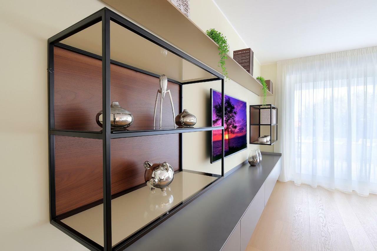 New Apartment With Swimming Pool Near The Beach Icici Bagian luar foto
