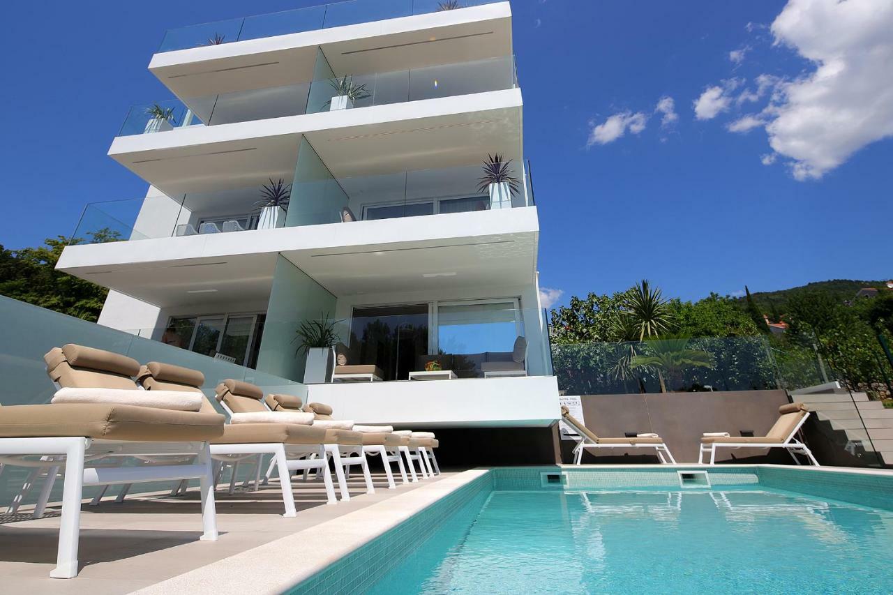 New Apartment With Swimming Pool Near The Beach Icici Bagian luar foto